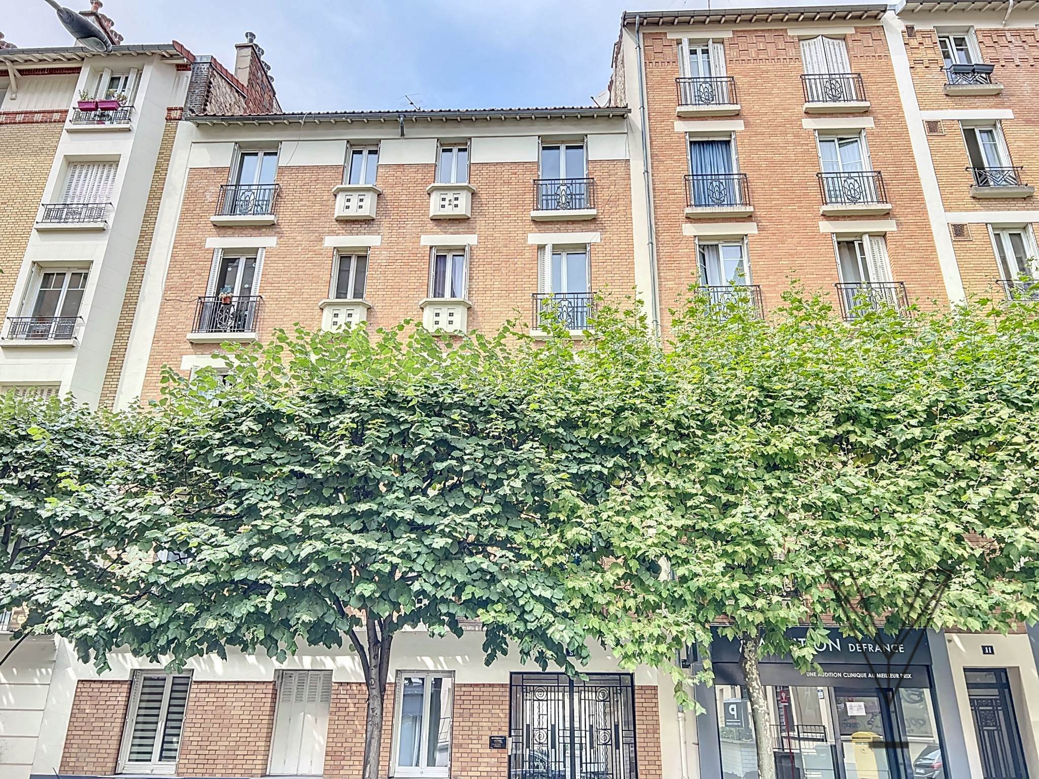 Charmant 2 pièces entre la Mairie et la rue Diderot