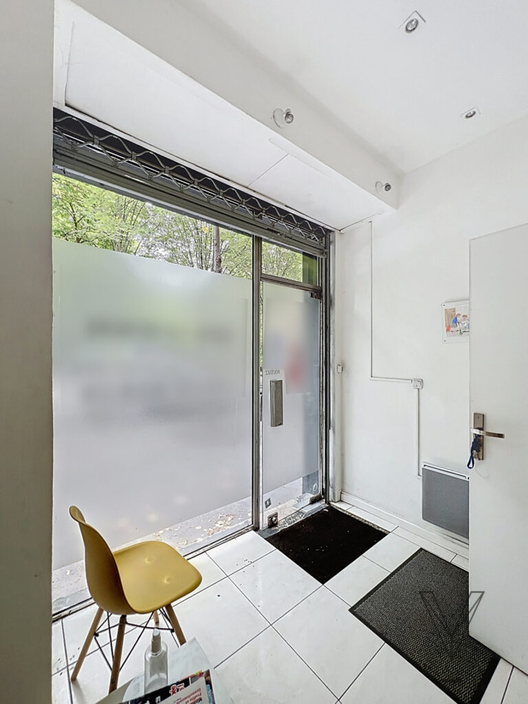 Père Lachaise- Local occupé – Rentabilité exceptionnelle