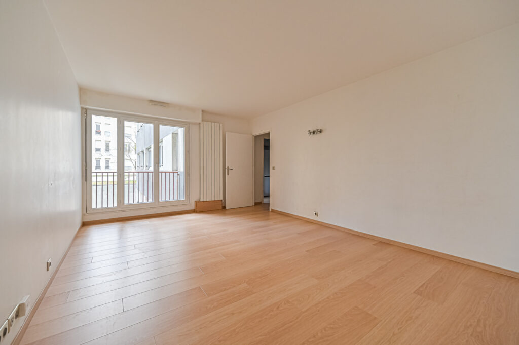 À vendre rue de Charonne Paris XI  Charmant appartement 2 pi