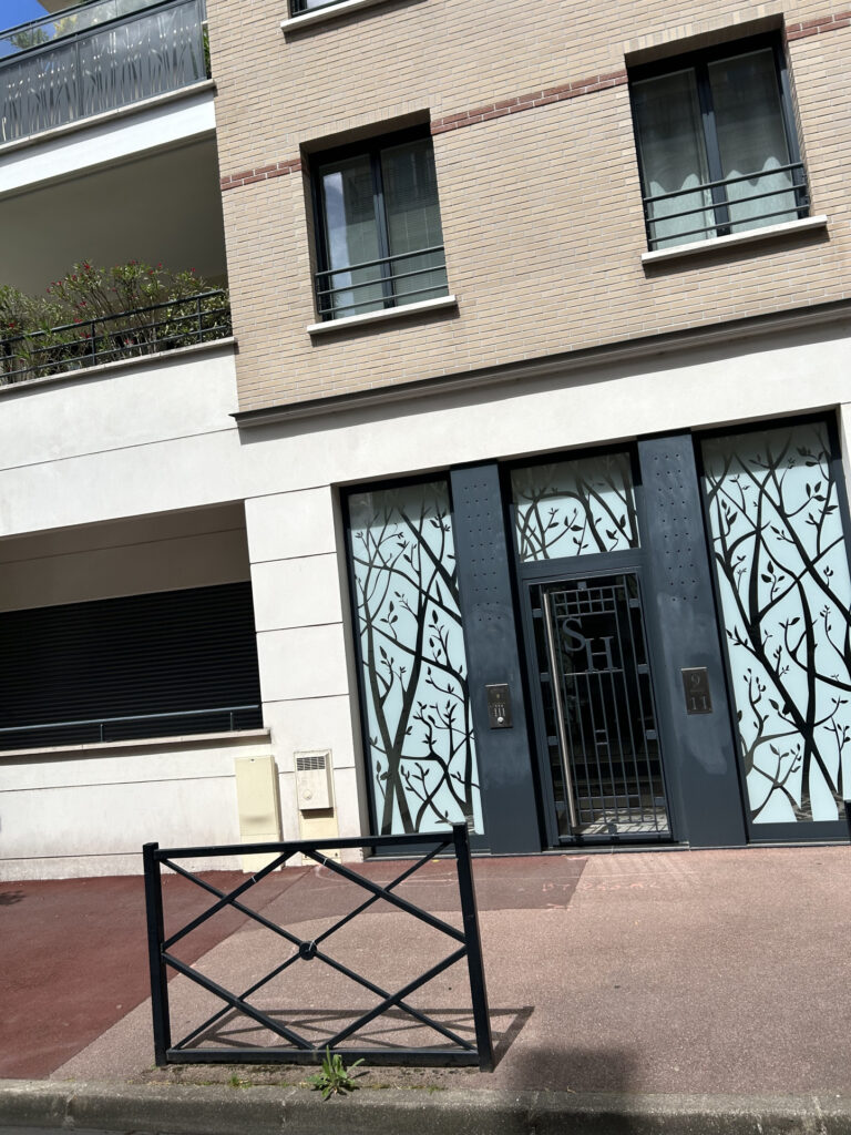 LA VARENNE SAINT HILAIRE / SAINT MAUR :  – Bien MIXTE   RARE